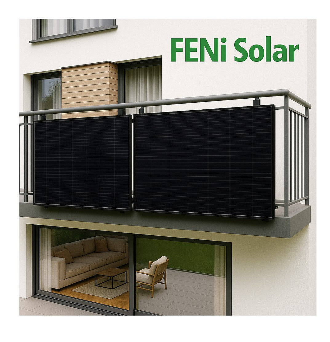 Balkon mit 2 Modulen die dort befestigt sind